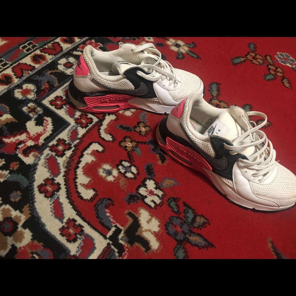 Pink black white nike